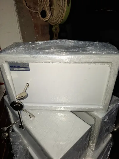 Safe HG 1Brick